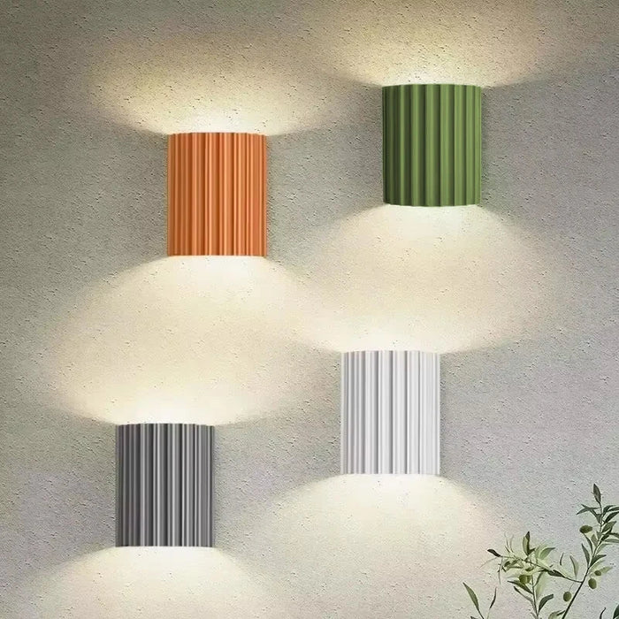 Macaron-style resin wall lamp for modern and colorful home decor