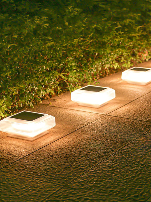 Solar Column Headlight – Waterproof LED Outdoor Lamp with Intelligent Light Control