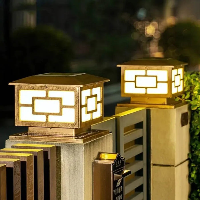 Solar LED Wall Light – Waterproof 4-Color Emergency Outdoor Lamp