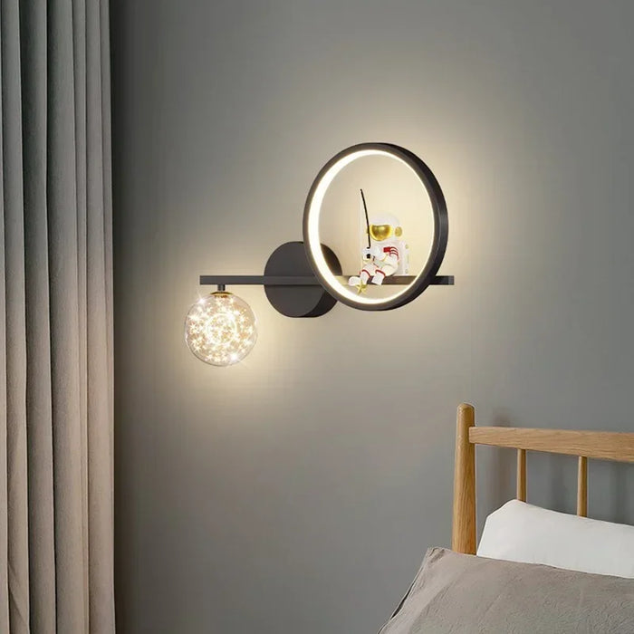 Children’s Wall Lamp – Star Astronaut Projector Light - Samanta Factory