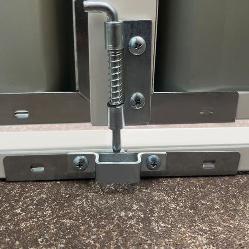 Wheelie Bin Storage Shed – Double Bin Holder with Lock & Weatherproof Steel Frame - Samanta Factory